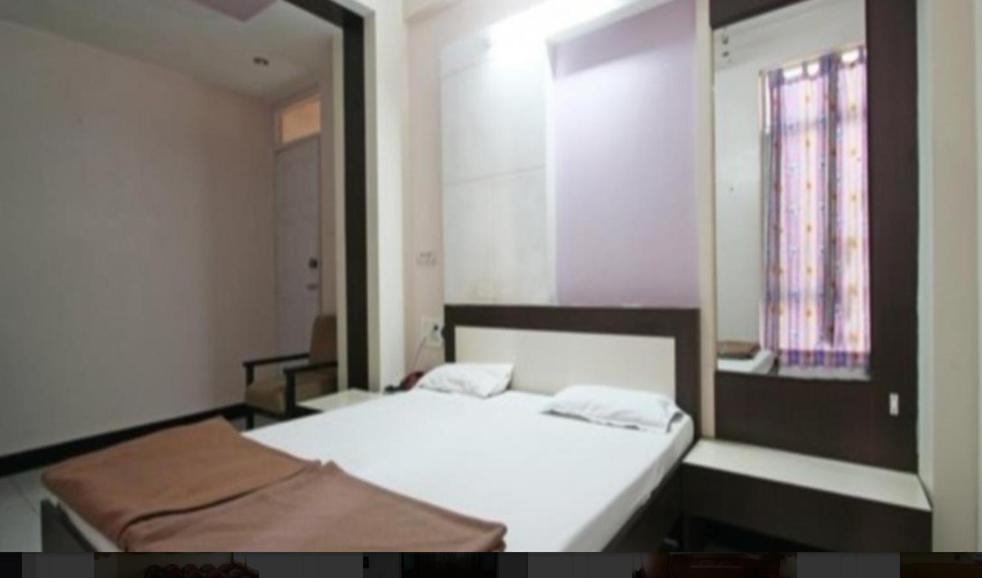 Hotel Vaishali Nashik Exterior photo