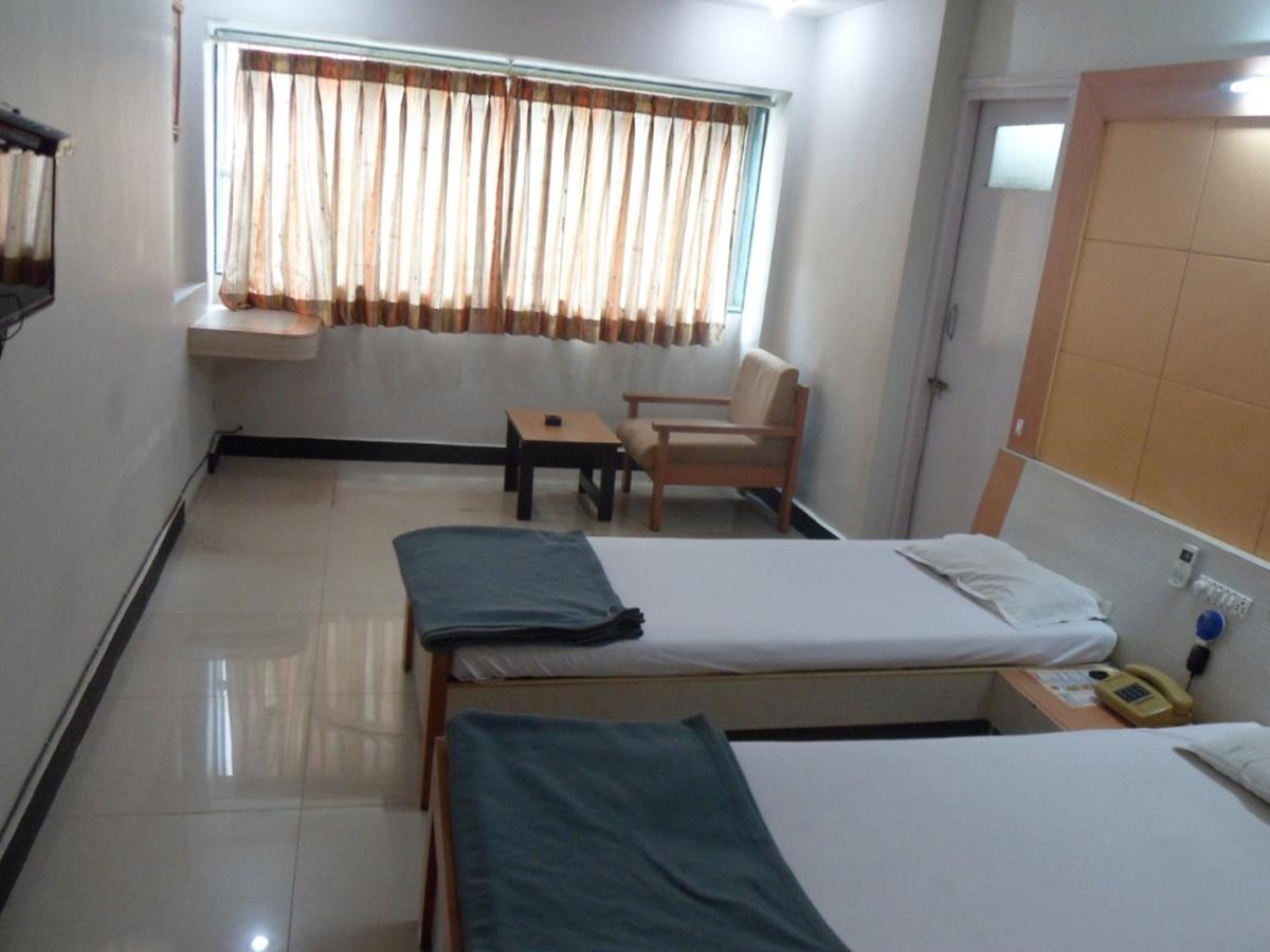 Hotel Vaishali Nashik Exterior photo