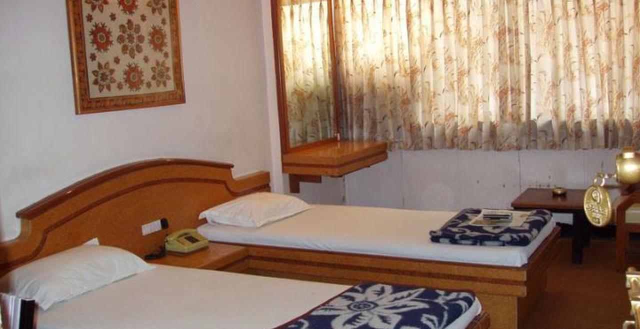 Hotel Vaishali Nashik Exterior photo
