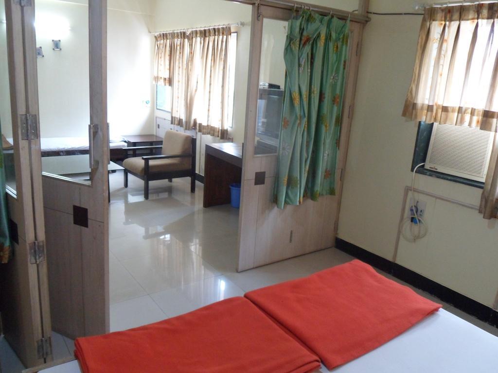 Hotel Vaishali Nashik Exterior photo